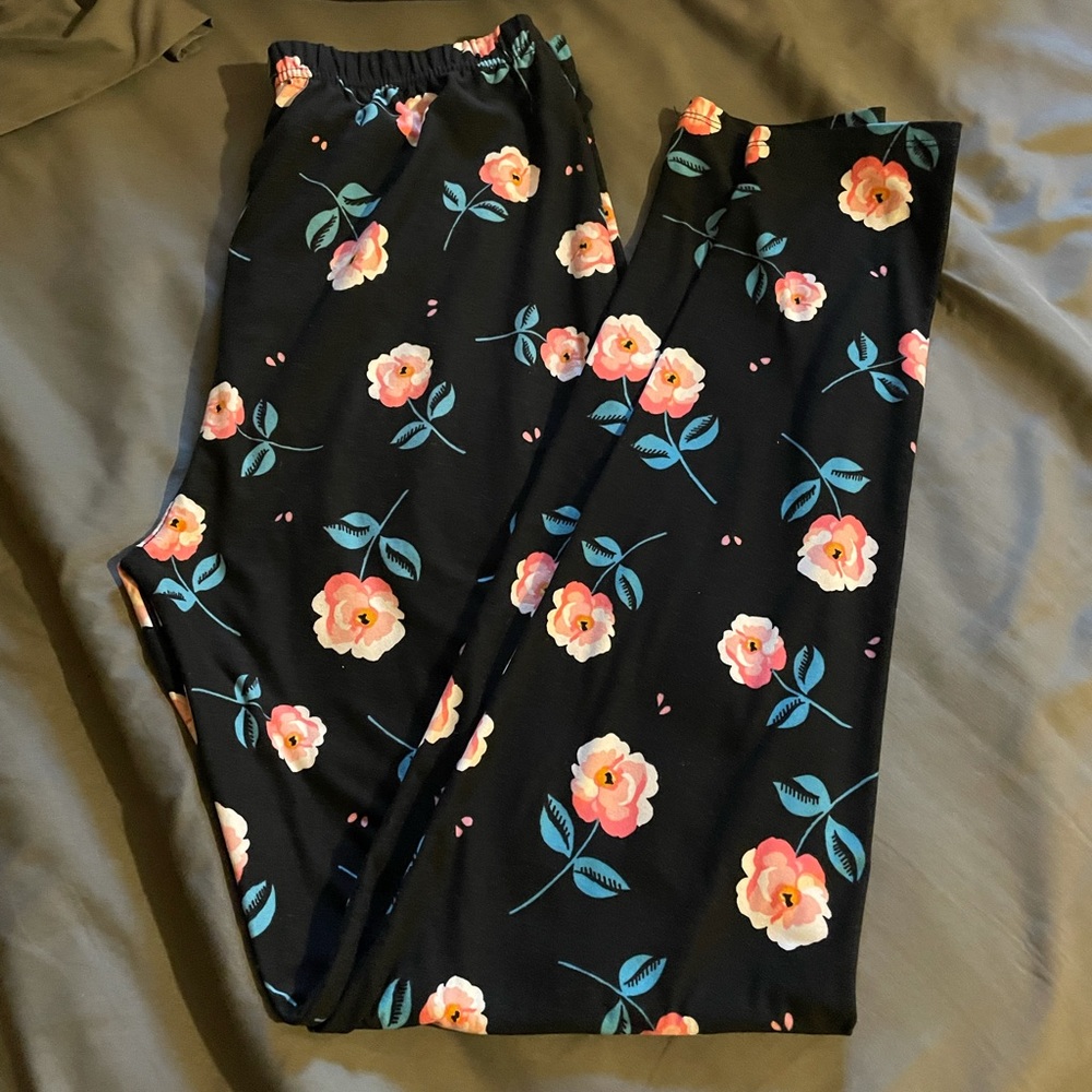 Agnes & Dora leggings size L